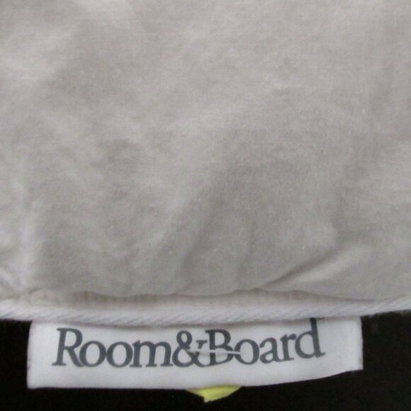 ROOM & BOARD Goose Down Queen Duvet Box Pleat 76 X 84 - Picture 2 of 6
